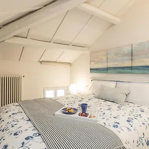 al-mare-nuovo-e-stupendo-loft-5-stelle.emilia-romagnahotels.net/